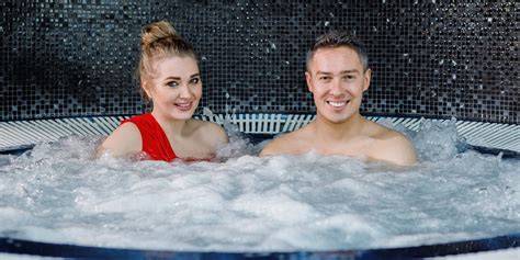 wellness vířivka a sauny pro dva