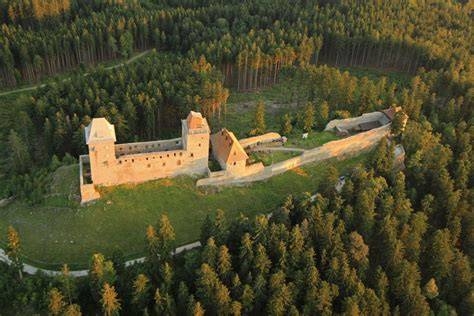 Hrad Kašperk a vyhlídky