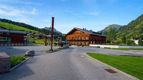 Ukázka ubytování a služeb v alpském resortu