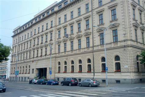 Brno Magistrát - elektronické objednání a kontakty (informační schéma)