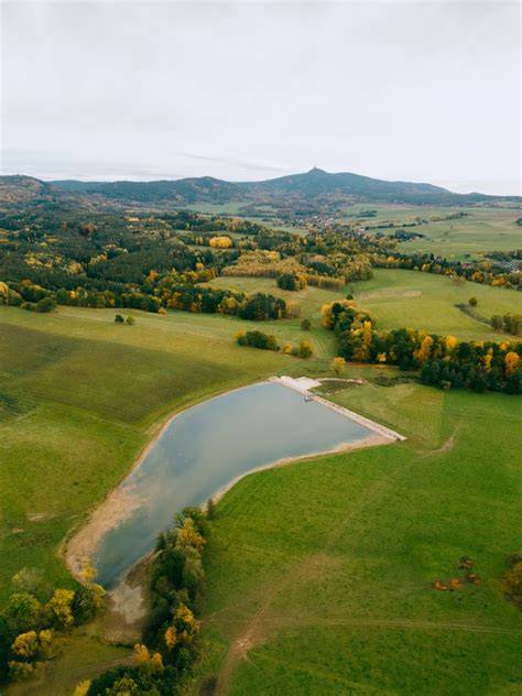 krajina u Landštejna a nádrž