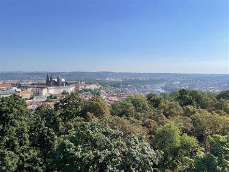 kralovec-rozhledna-panoramaticky-vyhled