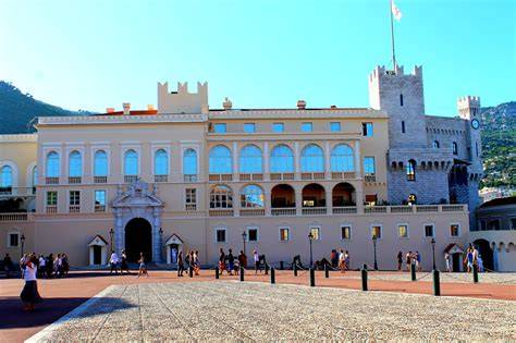 Monako - zámecký palác, Monte Carlo a promenáda