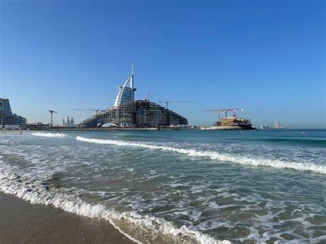 Burj Al Arab pláž z pohledu