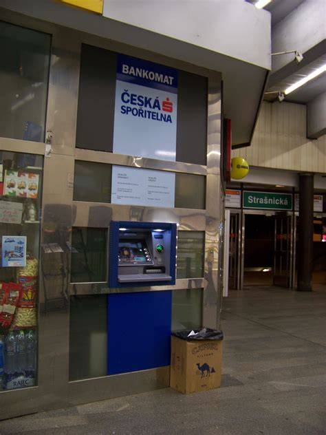Směnárny a bankomaty v Praze (infografika)