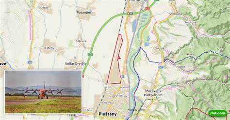 Letiště Piešťany - pohled na heliport a dráhu