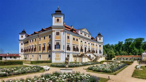 Barokní zahrady a zámek Milotice
