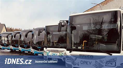 obr 1: vozový park školních autobusů