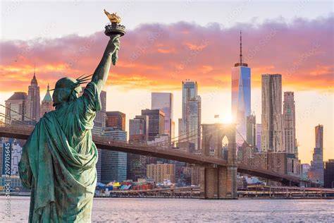 New York City skyline and Statue of Liberty overview