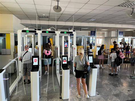 Automatizovaná hraniční kontrola e-Gate obrázek