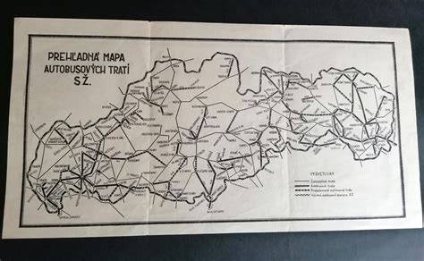 přehledná mapa západního Slovenska se souřadnicemi hradů
