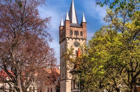 expozice S.K.L.E.M. a vyhlídka z věže