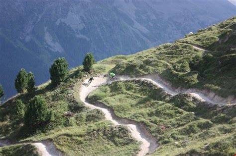 Corviglia Flowtrail perspektiva