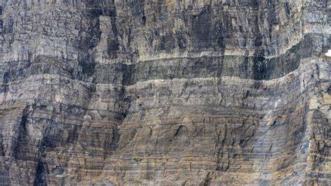 geologické vrstvy na Petrovicku
