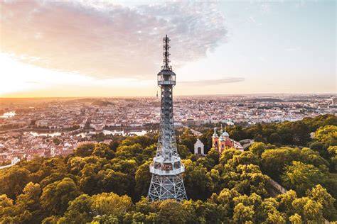 Petřínská rozhledna panoráma